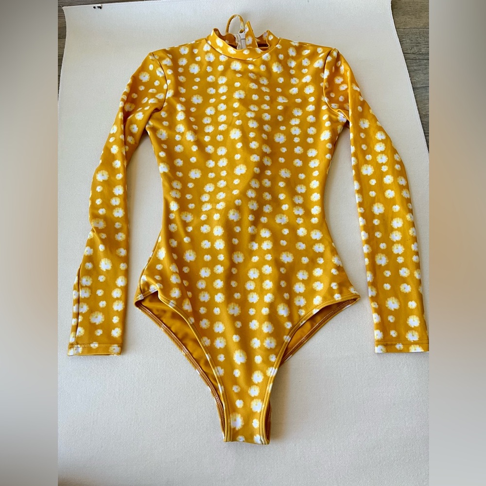 Like New Sisstrevolution Nui long sleeve one piece Masala XS